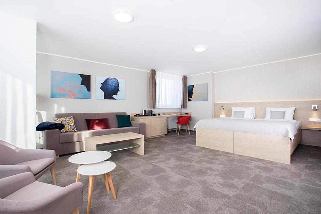 Hotel Restart Superior Jicin Ngoại thất bức ảnh