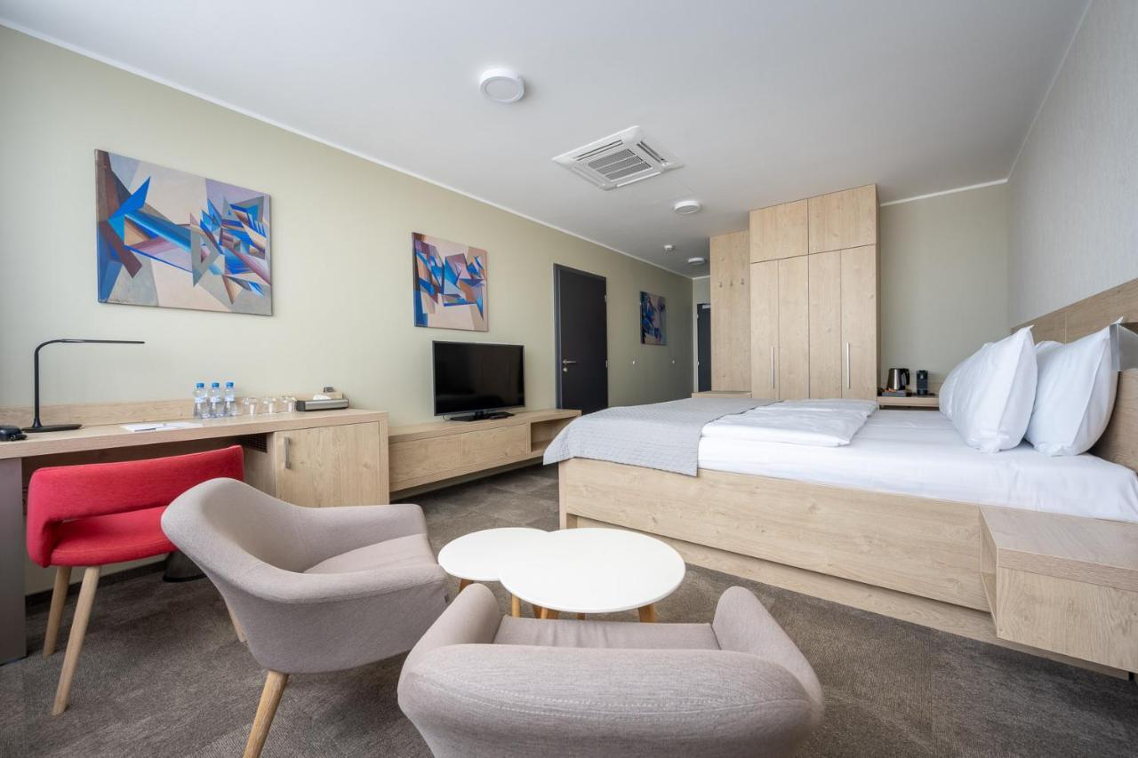 Hotel Restart Superior Jicin Phòng bức ảnh