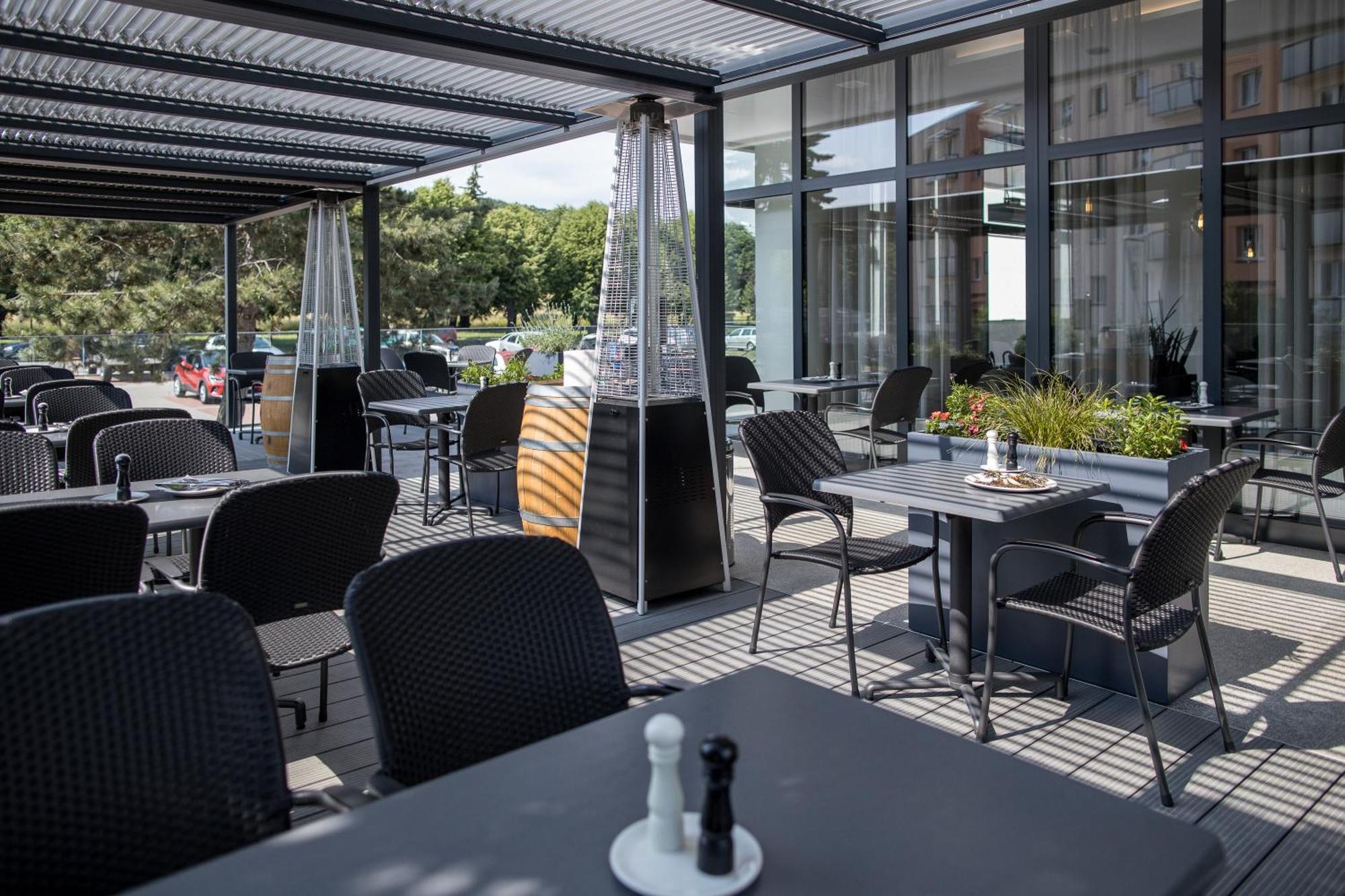 Hotel Restart Superior Jicin Ngoại thất bức ảnh