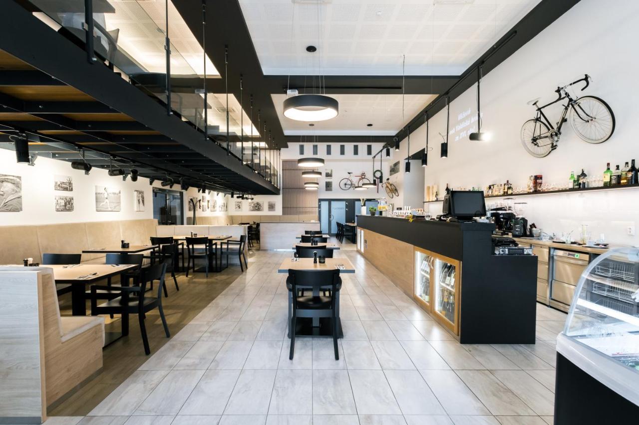 Hotel Restart Superior Jicin Ngoại thất bức ảnh